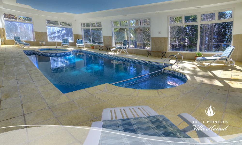 Huinid Pioneros Hotel San Carlos de Bariloche Bagian luar foto