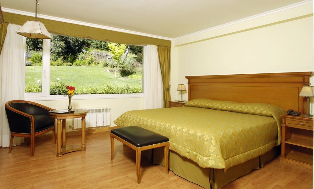 Huinid Pioneros Hotel San Carlos de Bariloche Bagian luar foto